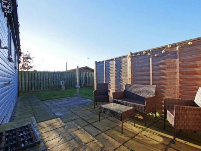 Park Home for rent in High Field, York