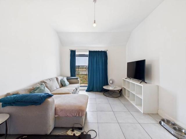 Apartment for rent in Chelmondiston, Suffolk