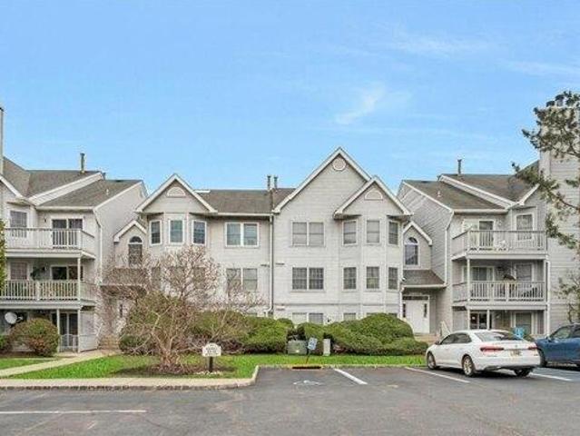 Condo for sale in Passaic, New Jersey