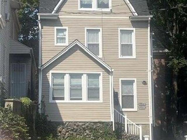 House for sale in Passaic, New Jersey