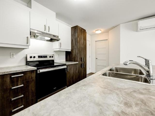 Apartment for rent in Saint-Hubert, Longueuil