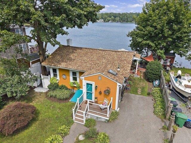 House for sale in Pembroke, Massachusetts