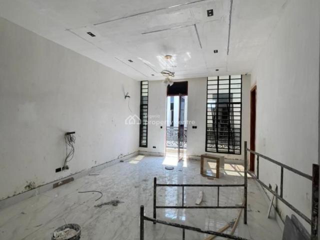 Flat for sale in Eti Osa, Lagos