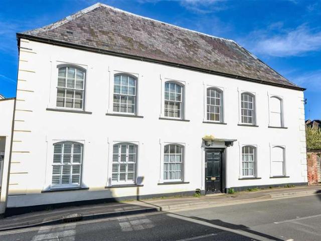 Apartment for sale in Ham, School House