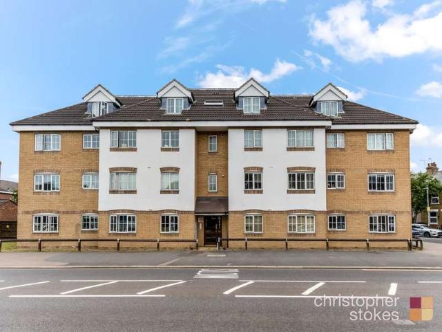 Apartment for sale in Broxbourne, Hertfordshire