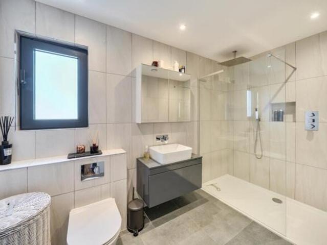 Apartment for rent in London Borough of Camden, Greater London