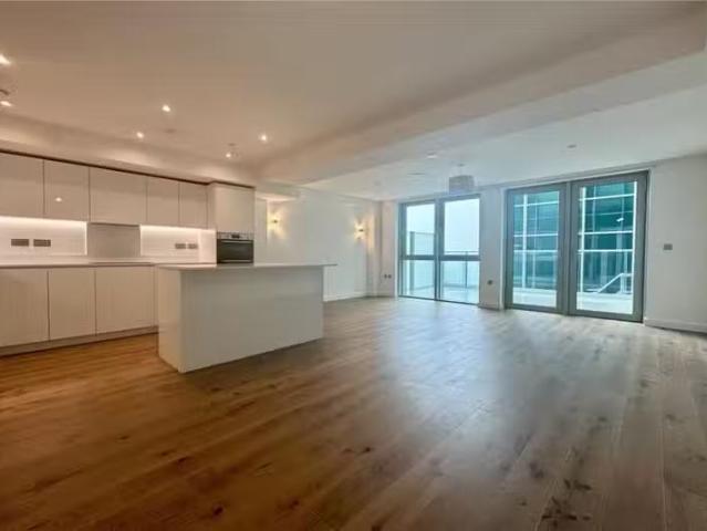 House for rent in Navestock Side, Essex