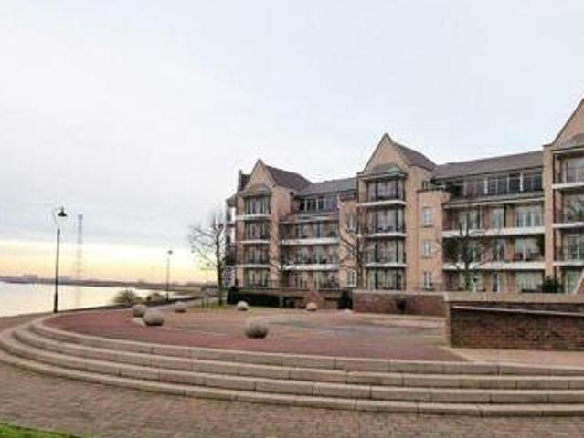 House for rent in Swanscombe and Greenhithe, Monks Orchard