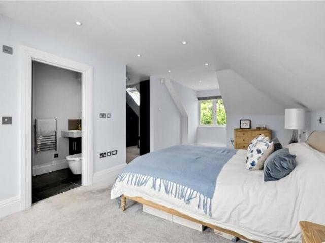 Apartment for rent in Charlotteville, Guildford