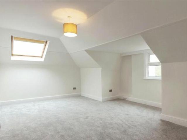 Apartment for rent in Golden Valley, Gloucestershire