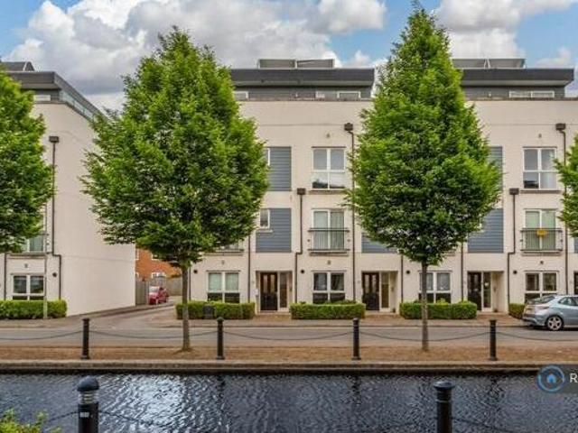 House for rent in Red Hill, Surrey