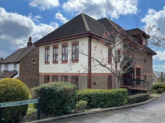 House for rent in Redhill, Reigate and Banstead