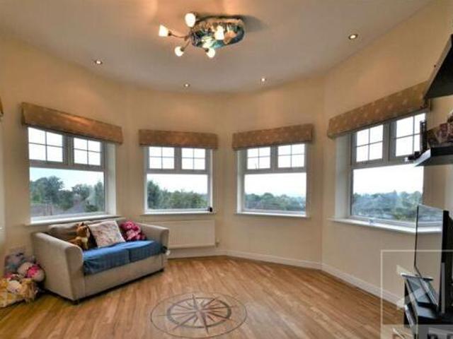House for rent in Red Hill, Surrey