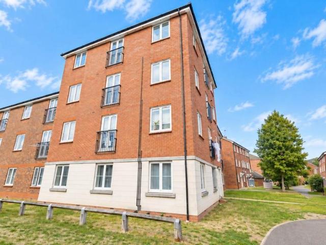 Flat for sale in Hatfield Business Park, Welwyn Hatfield