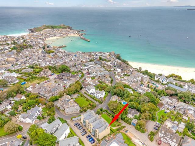 Flat for sale in Carbis Bay, St. Ives