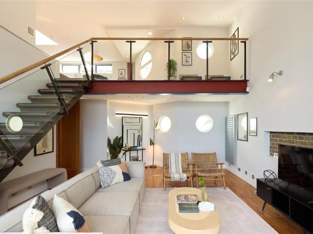 Flat for sale in Shoreditch, Greater London