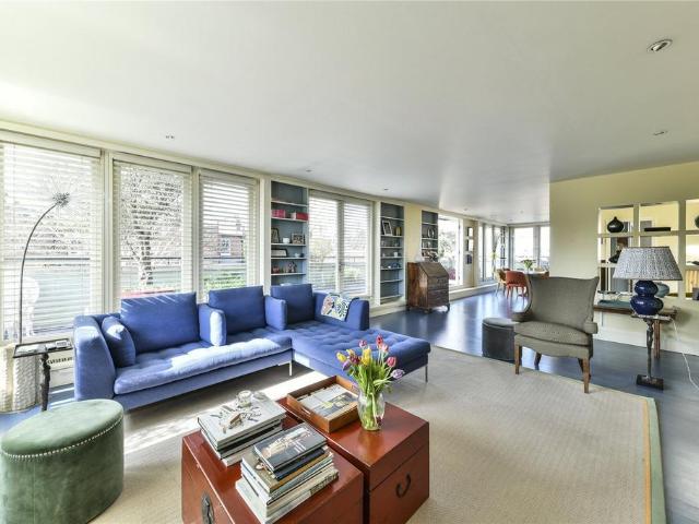 Flat for sale in Chelsea, Greater London
