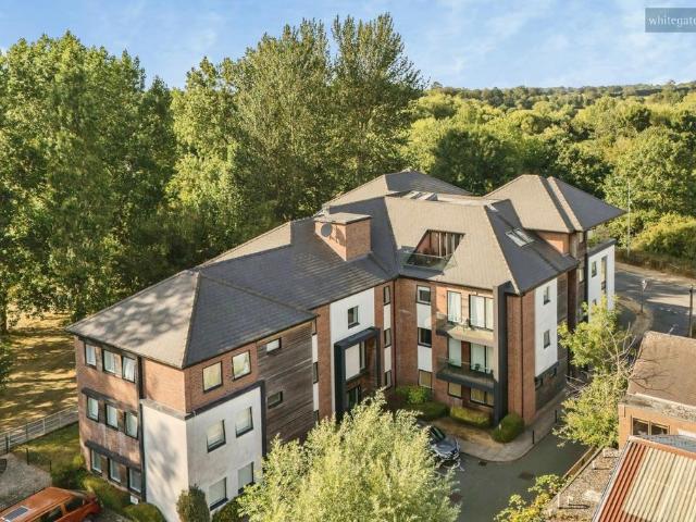 Flat for sale in Kingsbourne, Nantwich
