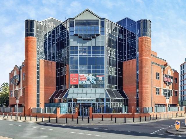 Flat for sale in Eastgate, Peterborough