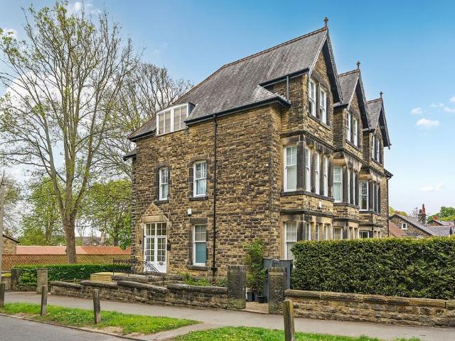 Flat for sale in Harlow, Harrogate