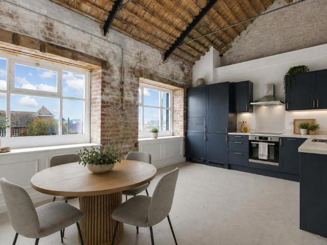 Flat for sale in Fort Hill, Kentisbury