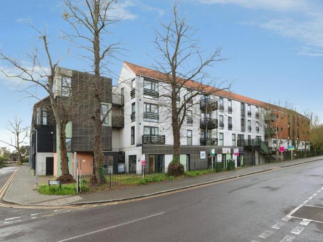 Flat for sale in Moulsham, Chelmsford