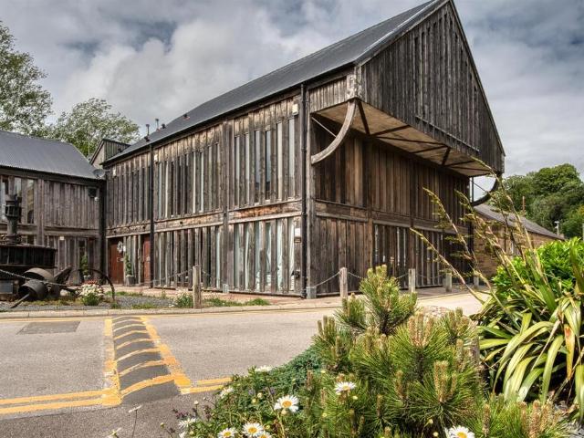 Flat for sale in Froggatt, East Midlands