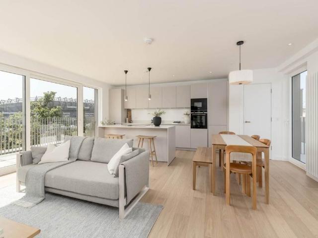 Flat for sale in Balgreen, Murrayfield