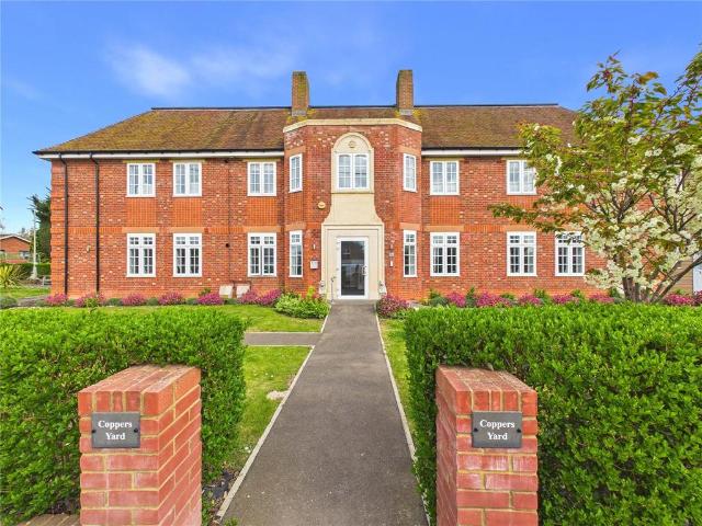 Flat for sale in Drybridge Hill, Eastbridge