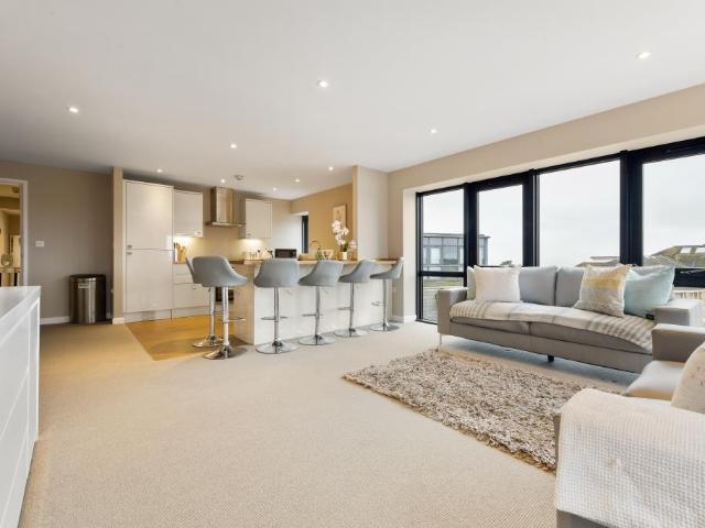Flat for sale in West Cliff, Bournemouth