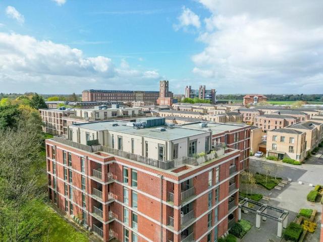 Flat for sale in High Field, York