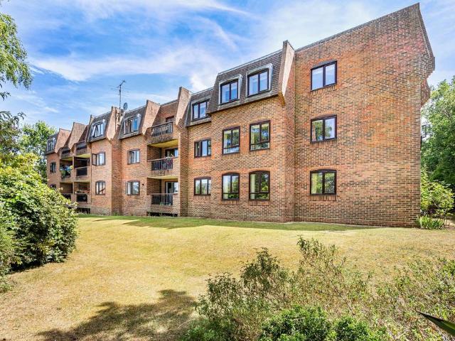 Flat for sale in Waverley Estate, Waverley