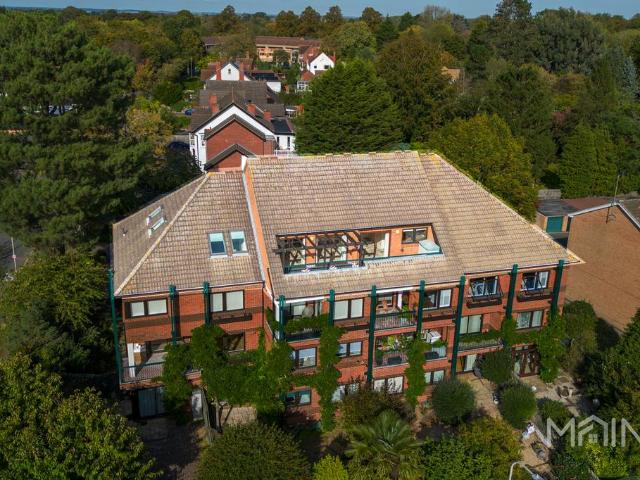 Flat for sale in Evington, Leicester