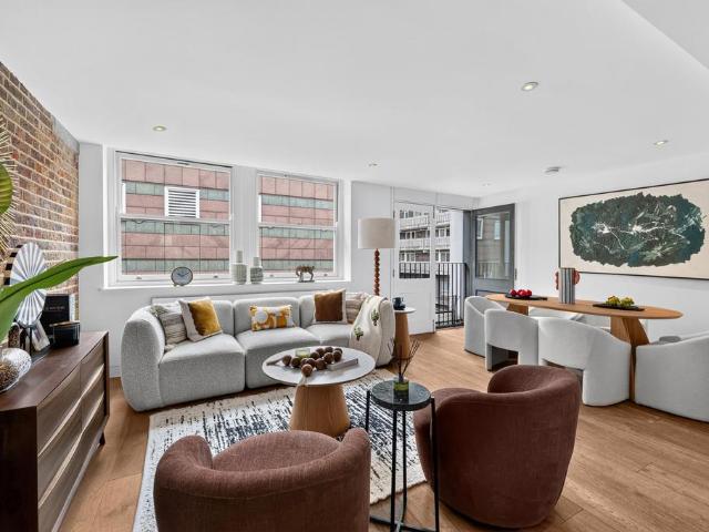 Flat for sale in Spitalfields, Whitechapel