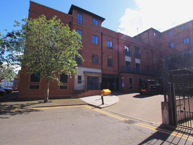 Flat for sale in Newtown, Two Mills
