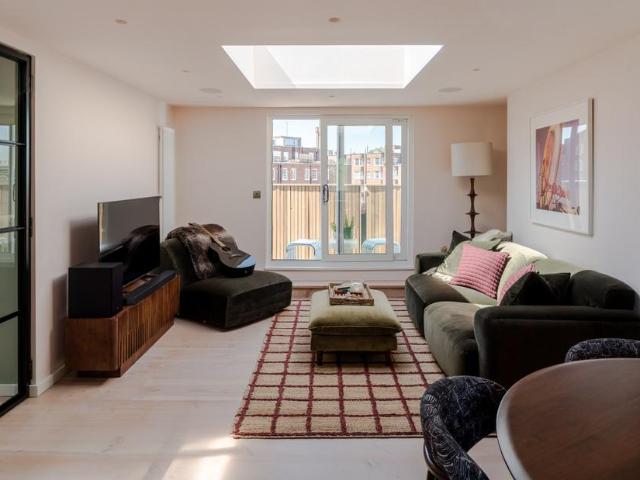 Flat for sale in Notting Hill, Greater London