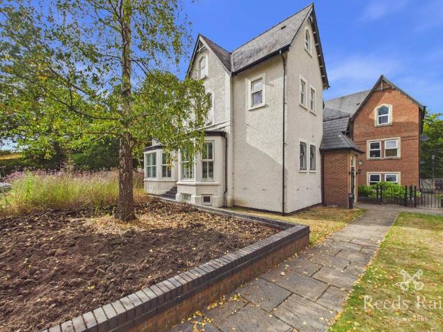 Flat for sale in Salford, Greater Manchester