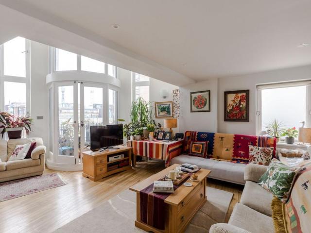 Flat for sale in Soho, Greater London