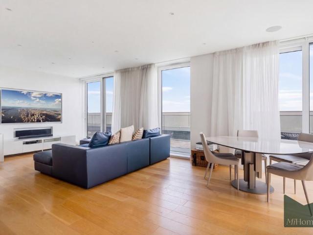 Flat for sale in Whetstone, Oakleigh Park