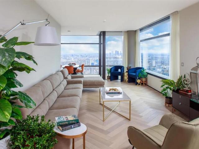 Flat for sale in Shoreditch, Greater London