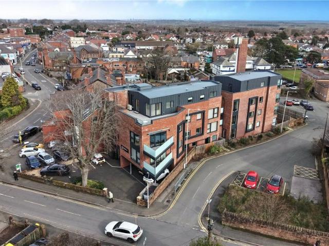 Flat for sale in Heswall, Wirral