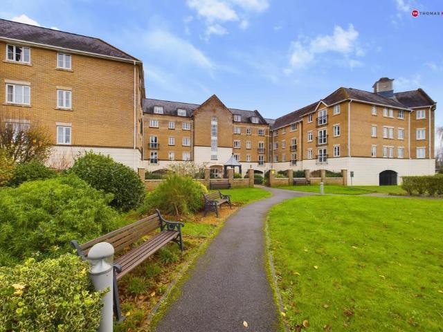 Flat for sale in Huntingdon, Cambridgeshire