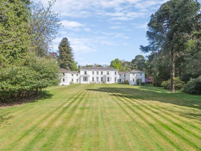 Flat for sale in Denham, Buckinghamshire