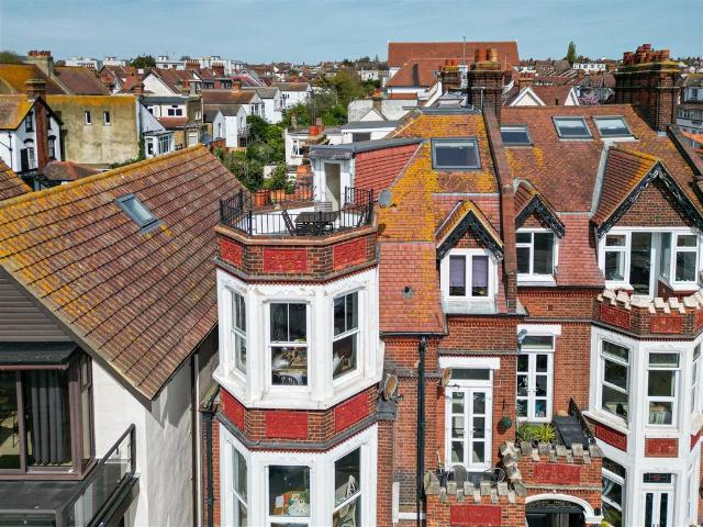 Flat for sale in Leigh on Sea, Southend-on-Sea