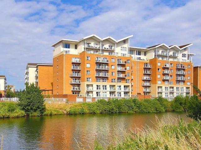 Flat for sale in Tiger Bay, Falcon Lodge