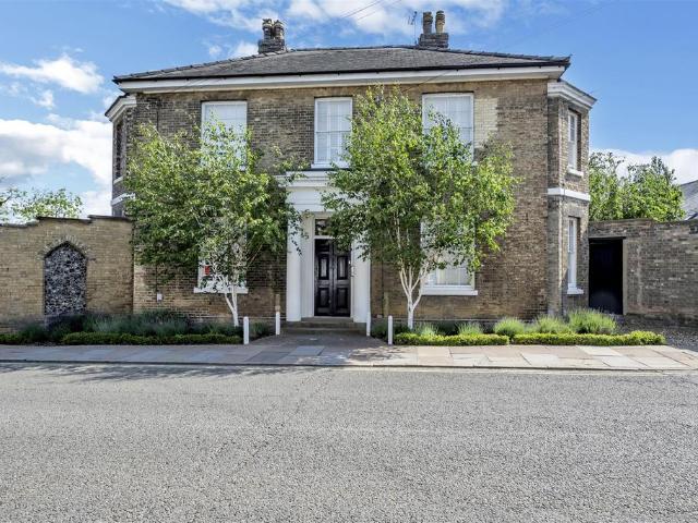 Flat for sale in Moreton Hall, Chedburgh