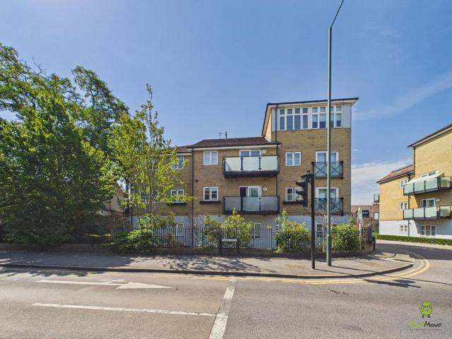 Flat for sale in Blendon, Greater London