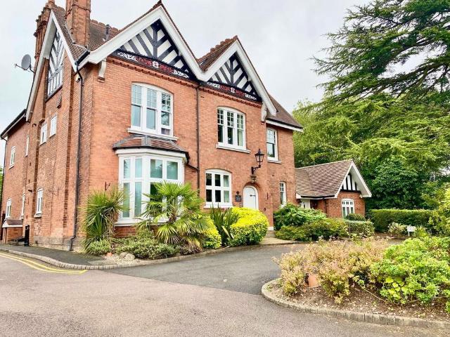Flat for sale in Sutton Coldfield, West Midlands