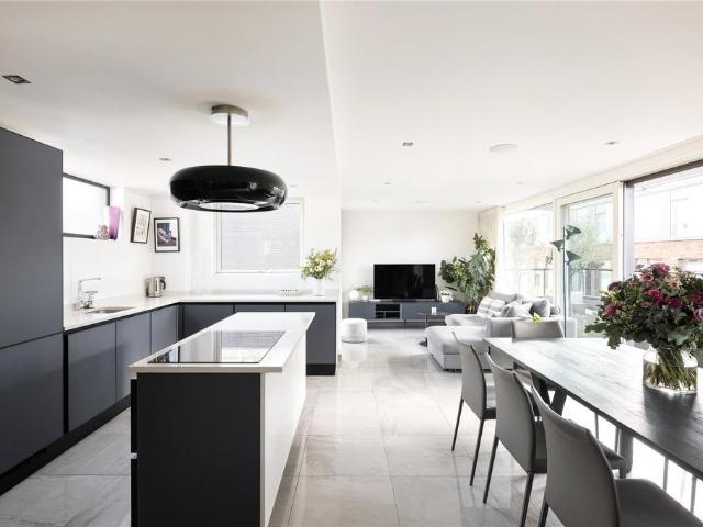 Flat for sale in Clerkenwell, Greater London