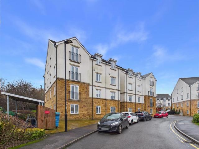 Flat for sale in Broomhill, South Yorkshire